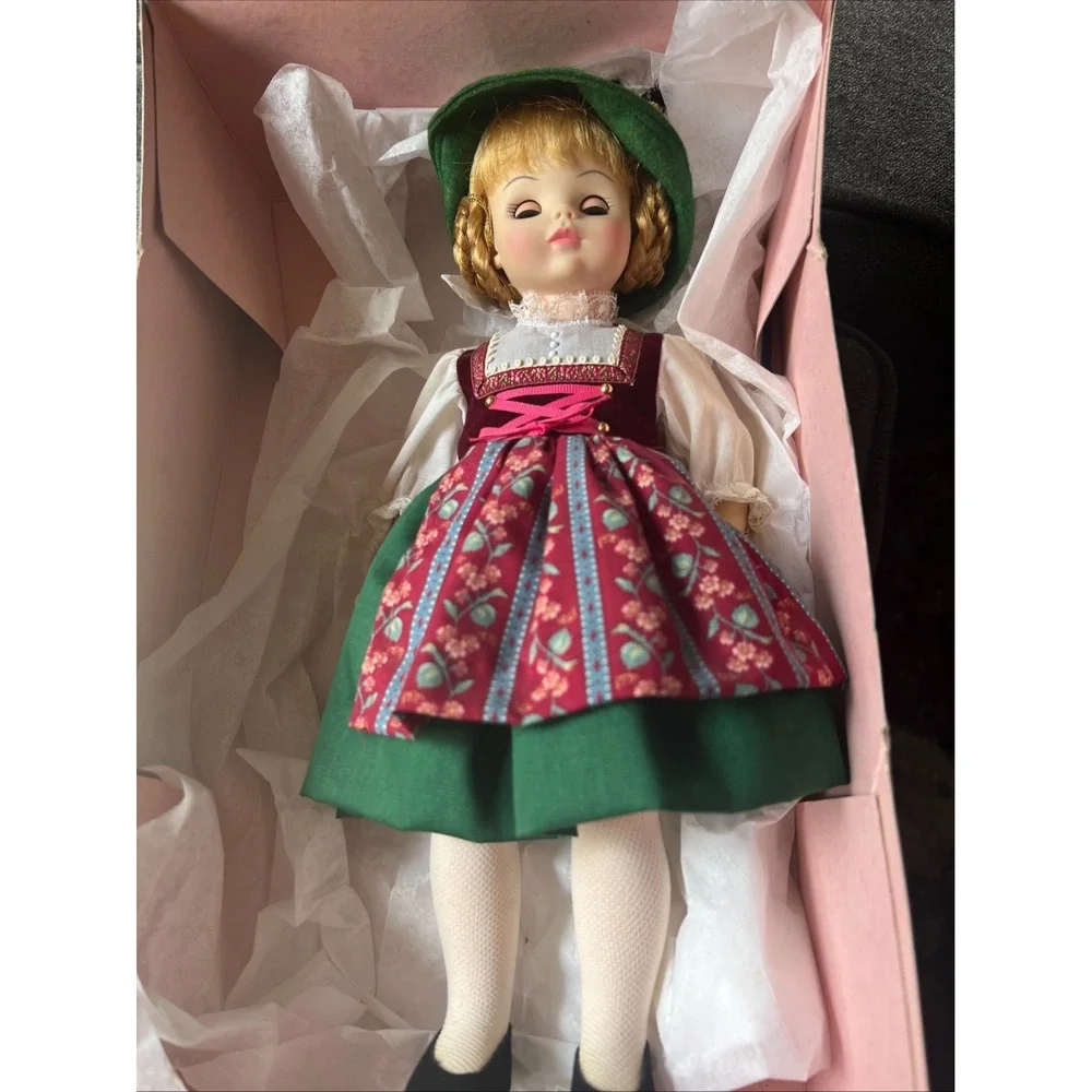 Madame Alexander Heidi Doll Girls 8 Inch Green Red Swiss Dirndl Outfit 1580‎